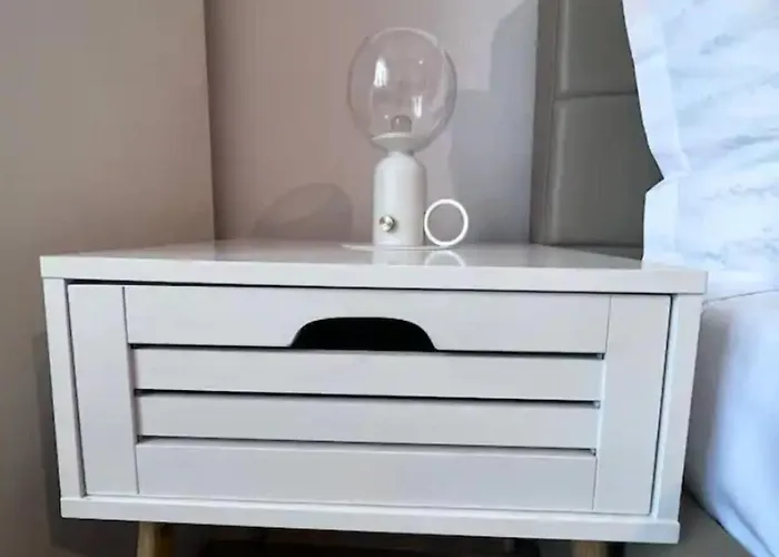 Luminoasa Cu Curte Privata Villa Bucharest