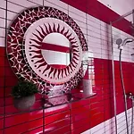 Luminoasa Cu Curte Privata